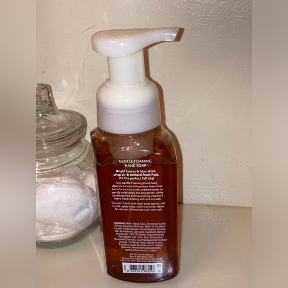 BBW Marshmallow Pumpkin Latte Hans Soap - Picture 2 of 5